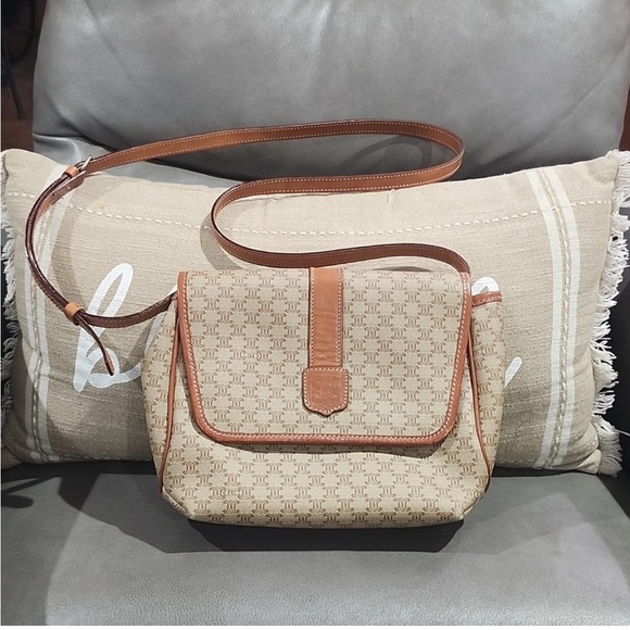 Celine Vintage Crossbody w/ preloved matching wallet. Tan/Cream w/gold accents - Picture 1 of 16